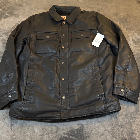 Levis Faux Leather Sherpa Lined Trucker Jacket Black Mens Medium LM1CU993 NEW - Picture 1 of 10